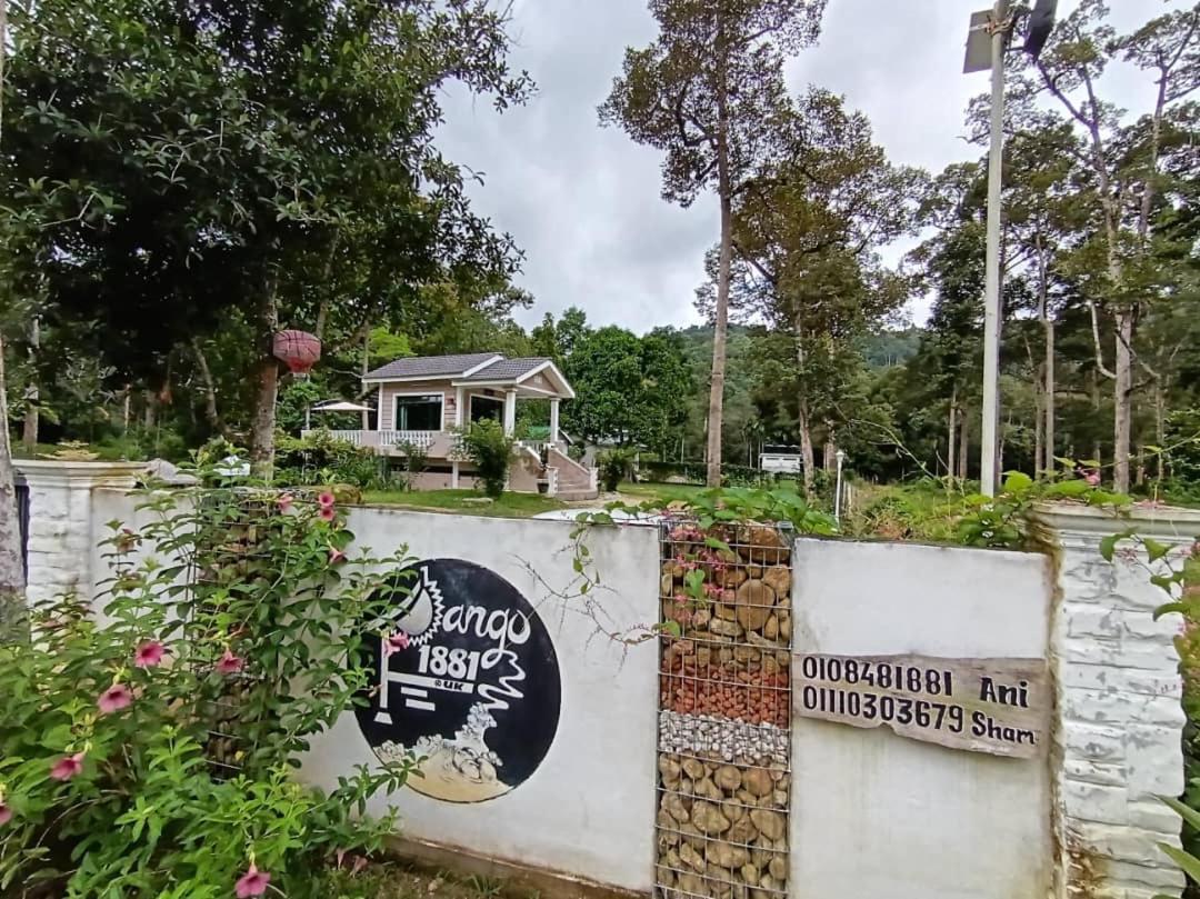 Dango1881Muslim Riverstay Padang Rengas Exteriör bild